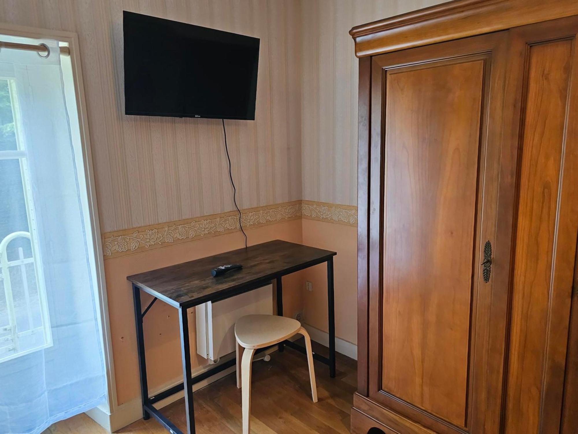 Chambres D'Hotes Les Frerots Lurcy-le-Bourg Exterior photo